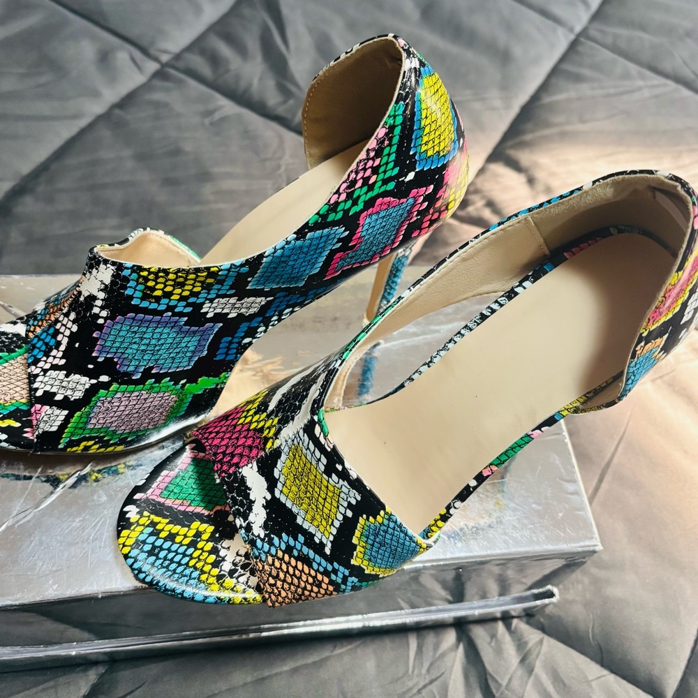Multicolor Snakeskin Pattern High Heels